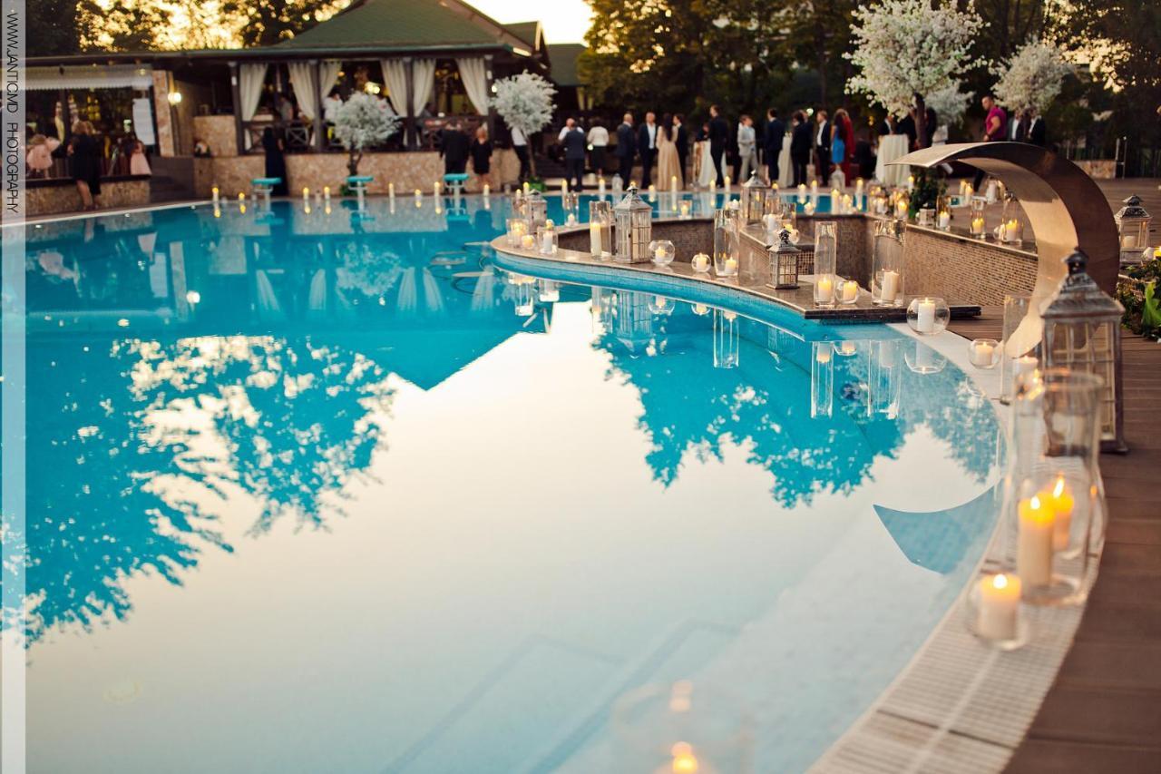 President Resort Hotel Chisinau Exterior photo