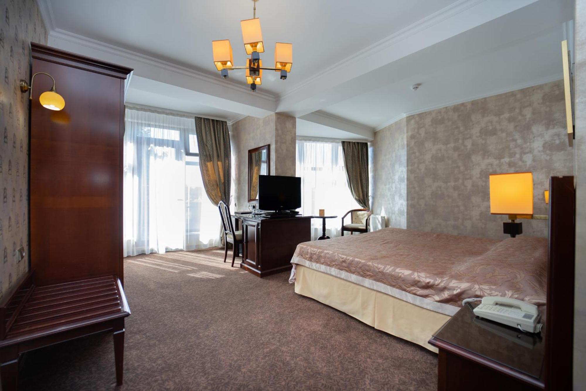 President Resort Hotel Chisinau Exterior photo